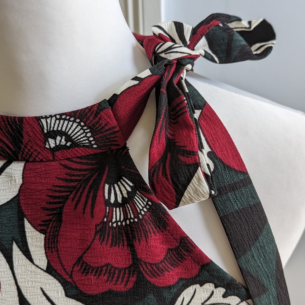 EUC...Lulu's Wild Orchid Red Floral Print Dress Size M - Picture 5 of 7